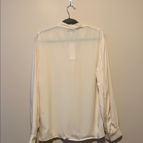 TopShop Beige Flowy Top - Picture 2 of 3
